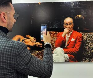 “Il cinema di Paolo Sorrentino. Fotografie di Gianni Fiorito” all’ OTHER SIZE GALLERY e il 28 novembre incontro con Peppe Lanzetta   