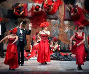 Magnifica “Traviata degli specchi” a Jesi